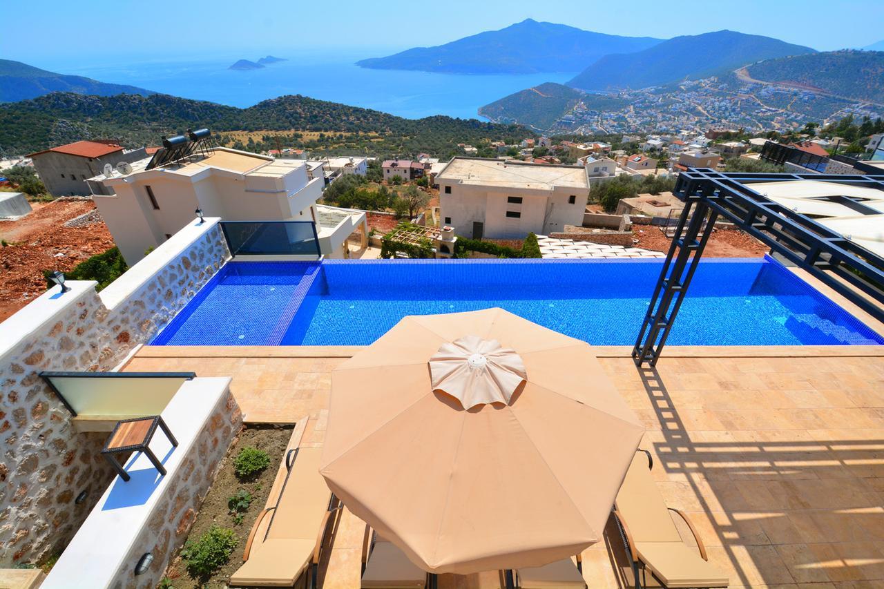 ⋆ Villa Hera ⋆ Kalkan ⋆ Turkey ⋆ Rates From $385